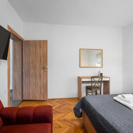 2 Bedroom In Betina (Sibenik-Knin)