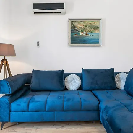 2 Bedroom Awesome In