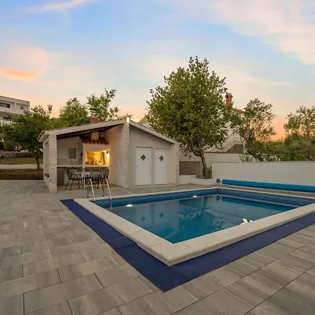 2 Bedroom In