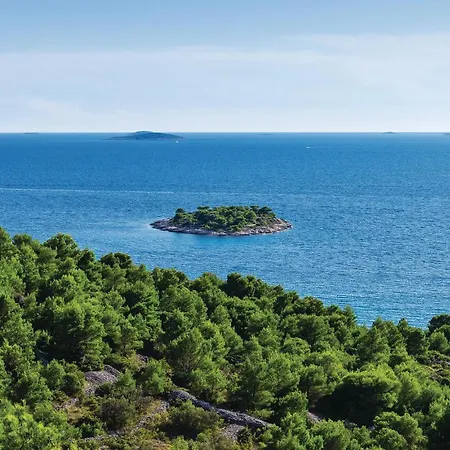 2 Bedroom In Betina (Sibenik-Knin)