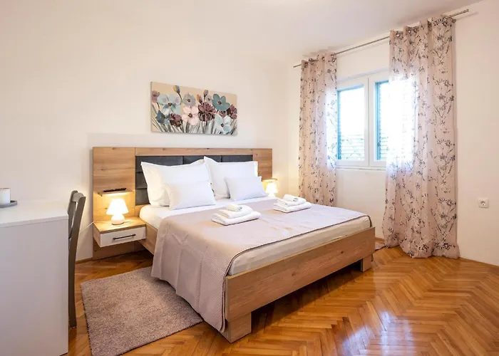 2 Bedroom In Holiday home Betina (Sibenik-Knin)