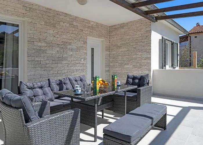 2 Bedroom In Сasa de vacaciones Betina (Sibenik-Knin)